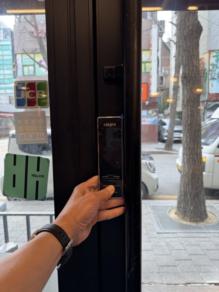 도어락 시공 사진 3